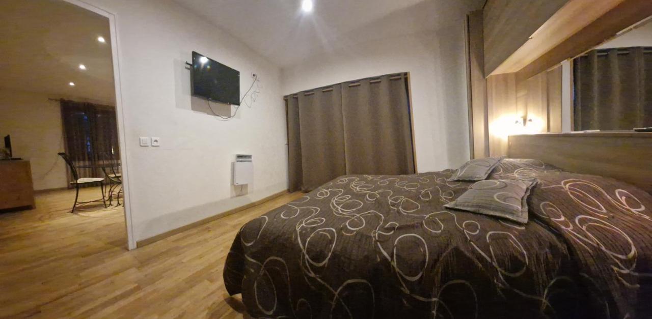 Les Moineaux D'hotes Appartement Jausiers